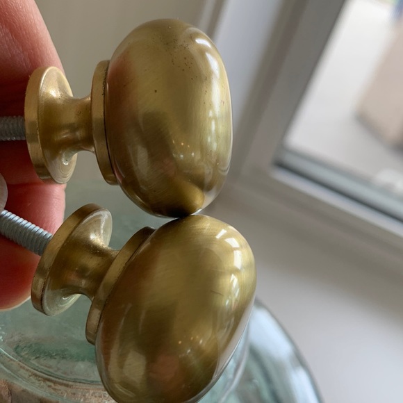 14 Knobs for cupboards.  Brushed gold colour - Picture 3 of 3